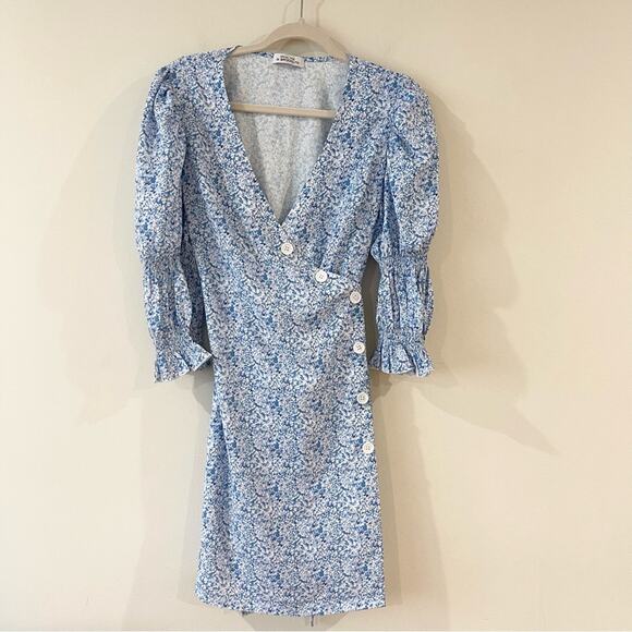 Spring Time in Brooklyn Floral Blue Wrap Mini Dress Silk Blend Woman’s size S - Picture 1 of 11